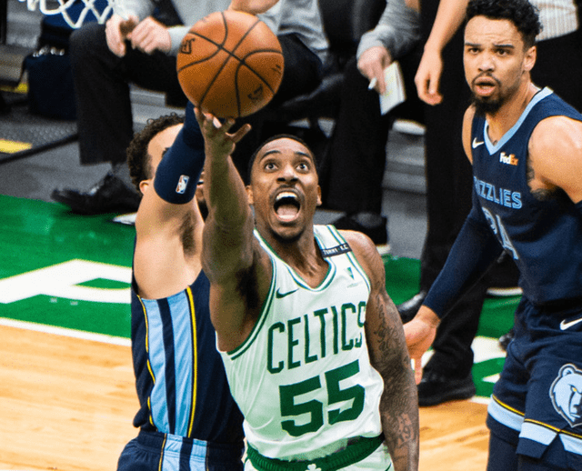  杰伦布朗爆发凯尔特人大胜篮网巩固东部第二